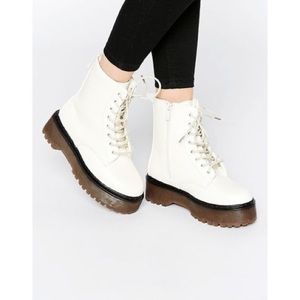 Dolcis Chunky Flatform Heel Lace Up Boots size 7